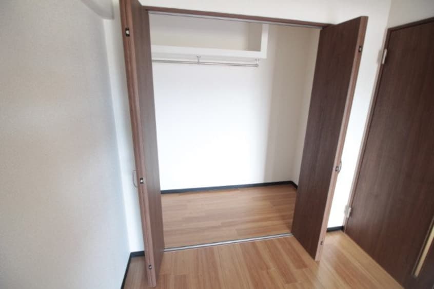  厚生町クラウンズマンション