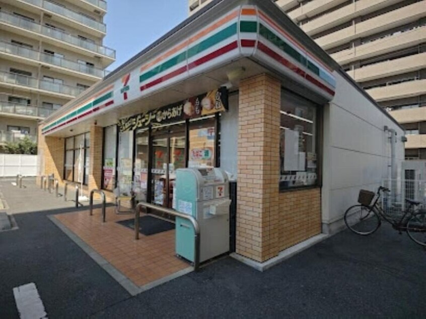 セブンイレブン岡山厚生町東店(コンビニ)まで155m 厚生町クラウンズマンション