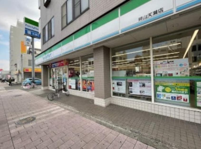 ファミリーマート岡山天瀬店(コンビニ)まで407m ハアラン表町