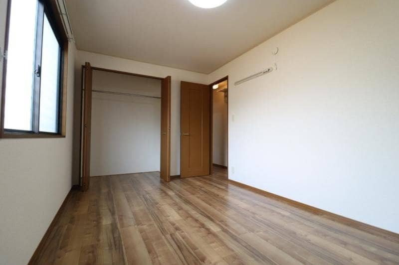 寝室 コンフォール翠　A棟