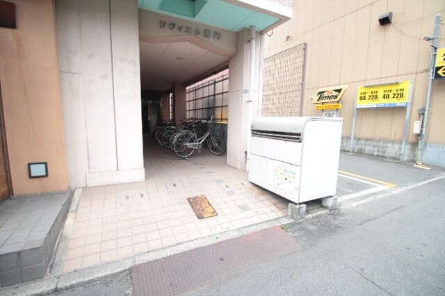  リヴィエル柳町