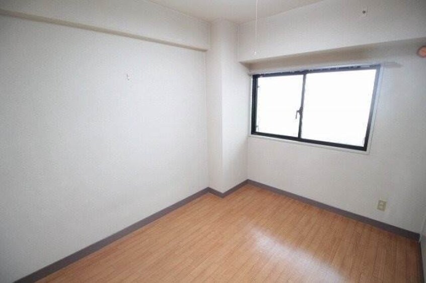  メゾンド岡文館