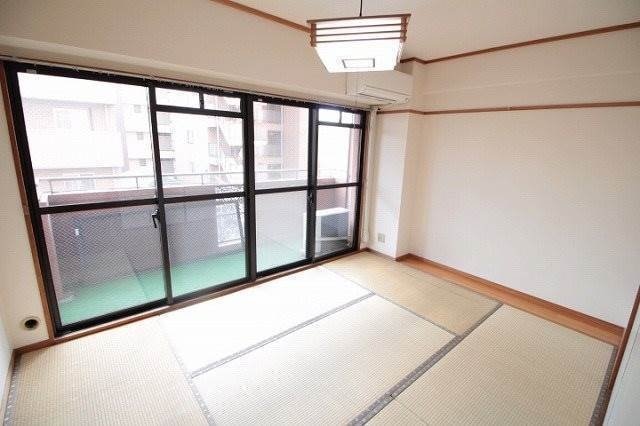  メゾンド岡文館