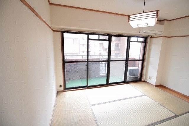  メゾンド岡文館