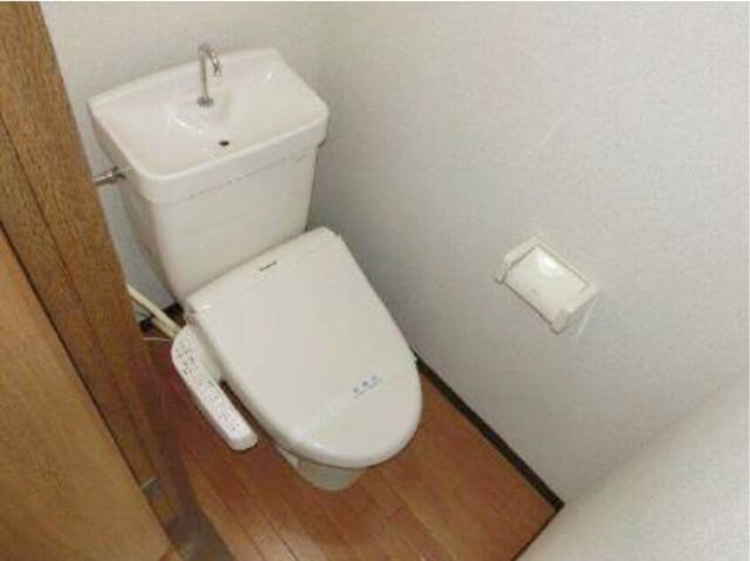 同物件の別のお部屋の写真です。実際とは異なります パルミラ津高
