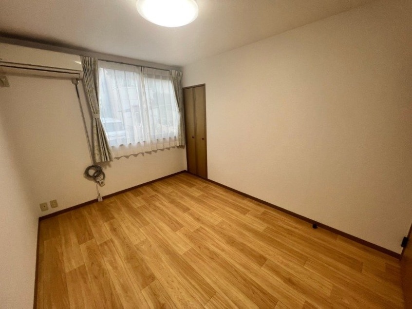  ラッキータウン庭瀬　Ａ棟