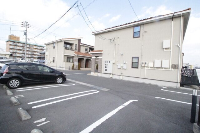  ラ・ベルコリーヌＢ