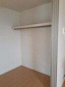  ラ・ベルコリーヌＢ