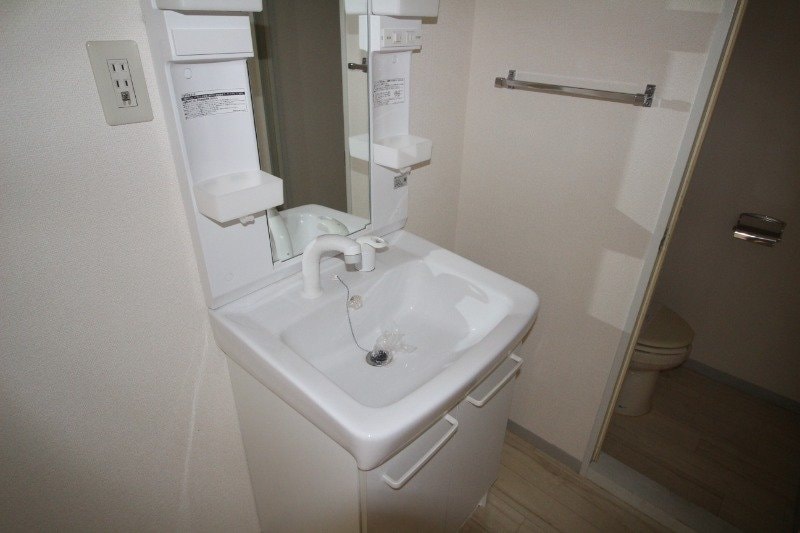  エントピア虫明