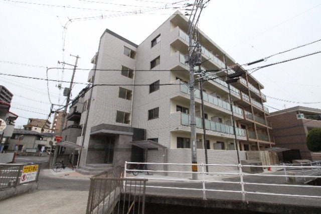  コクーン大元駅前