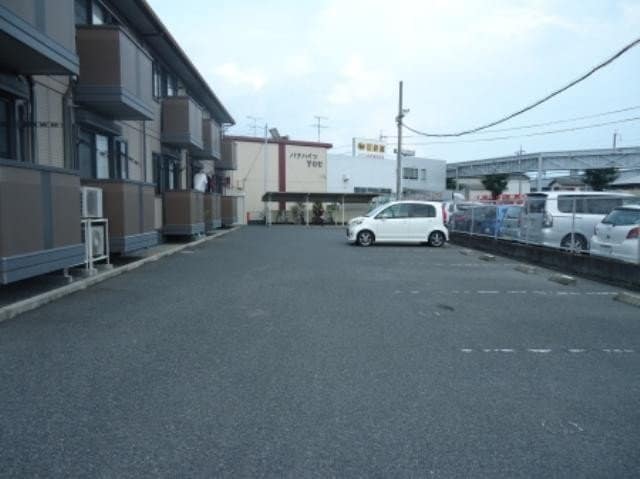  ドミトリー赤井