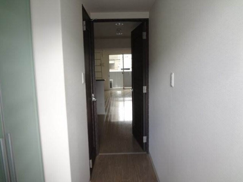 玄関側からリビング アルファレガロ岡山駅前