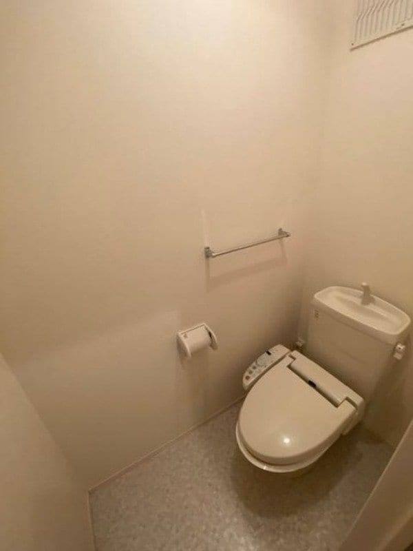  ラーバンコートⅡ番館