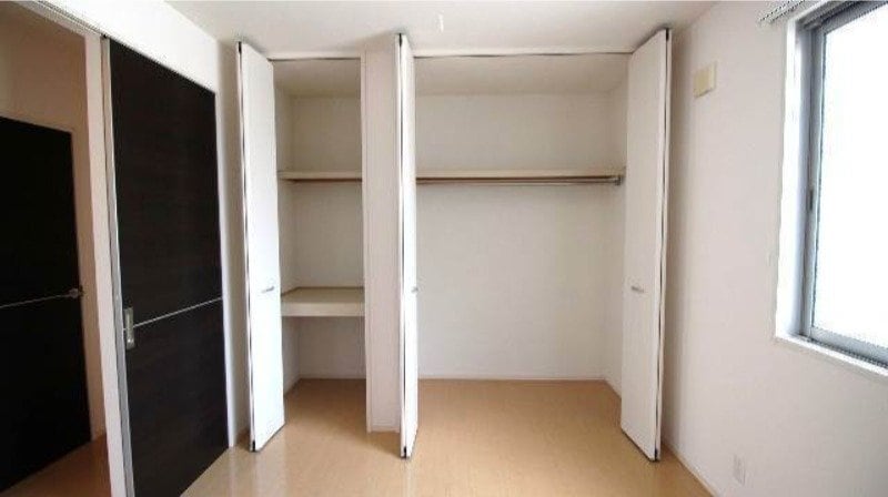  ラーバンコートⅡ番館