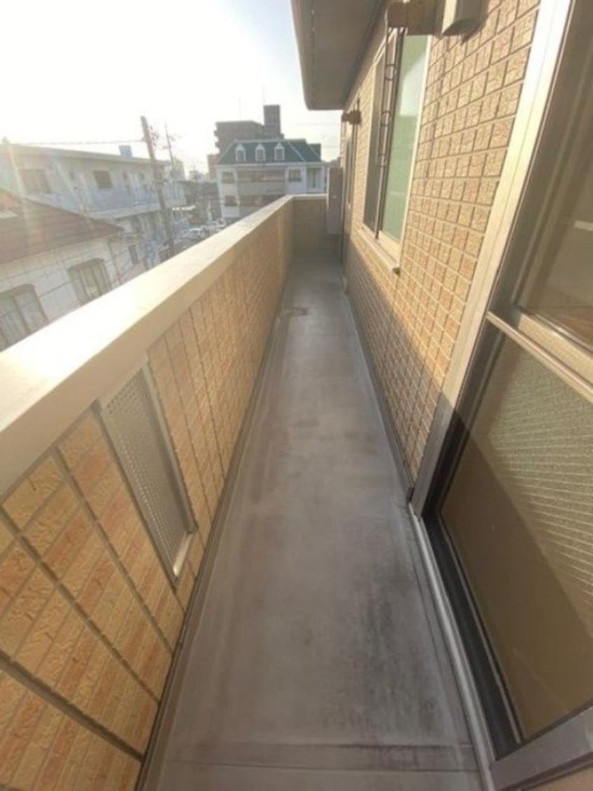  ラーバンコートⅡ番館