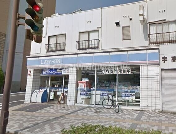 ローソン後楽園通り店(コンビニ)まで113m delight富田町