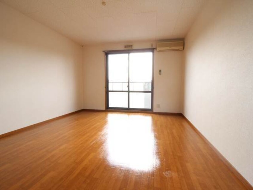 洋室 カフェテリアワケⅢ