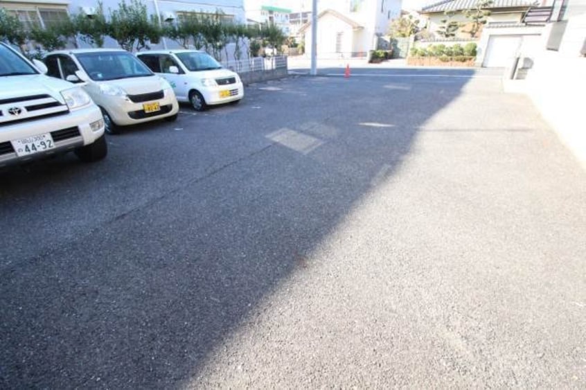 駐車場 イーグレット３