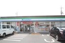 ファミリーマート西大寺中店(コンビニ)まで691m ベルフラワーⅢ