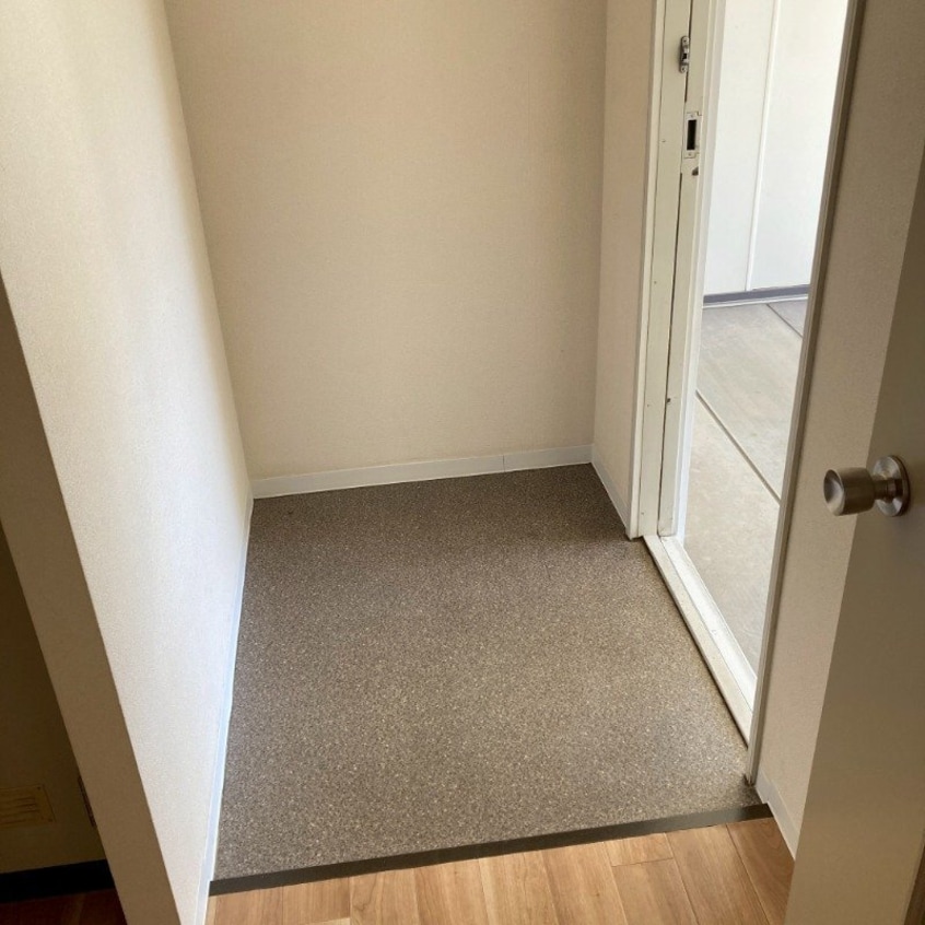  サンコーポ鯉山　B棟