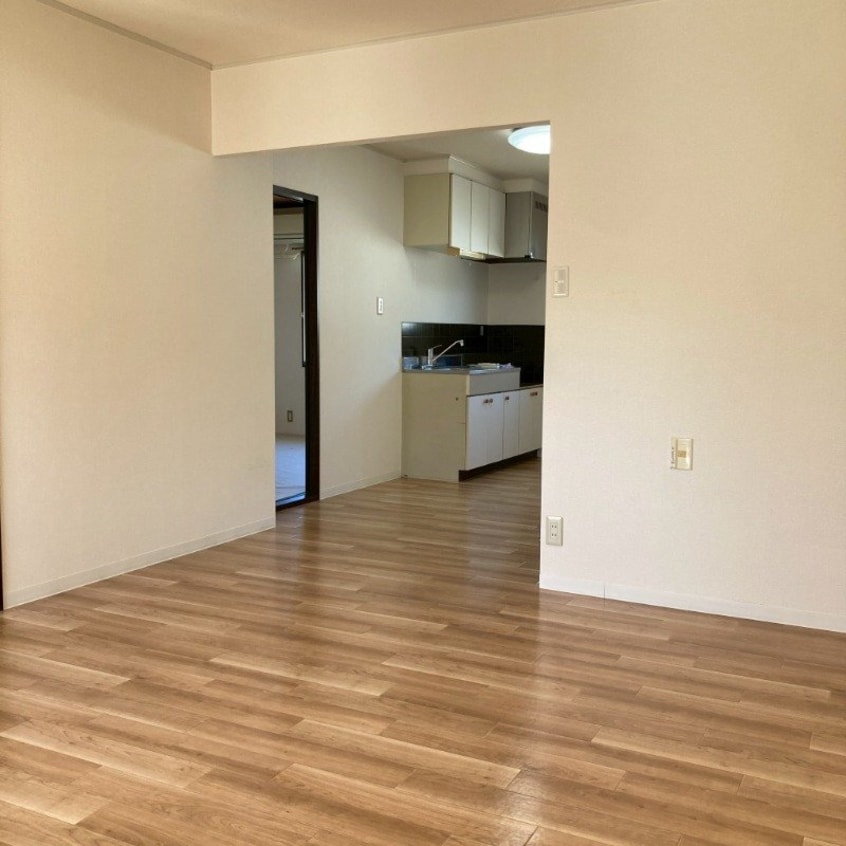  サンコーポ鯉山　B棟