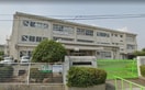 岡山市立鯉山小学校(小学校)まで302m サンコーポ鯉山　B棟