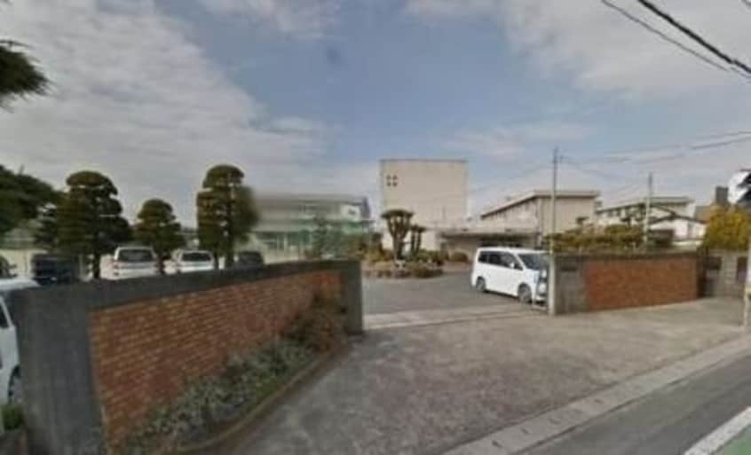 岡山市立高松中学校(中学校/中等教育学校)まで681m ソレアード高松　B棟