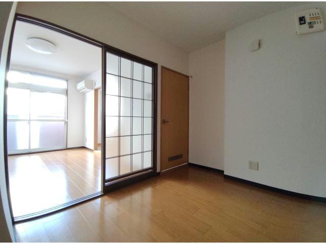  グランディ・ハイツ