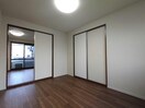 洋室5.6帖 メゾンプレミールA.B