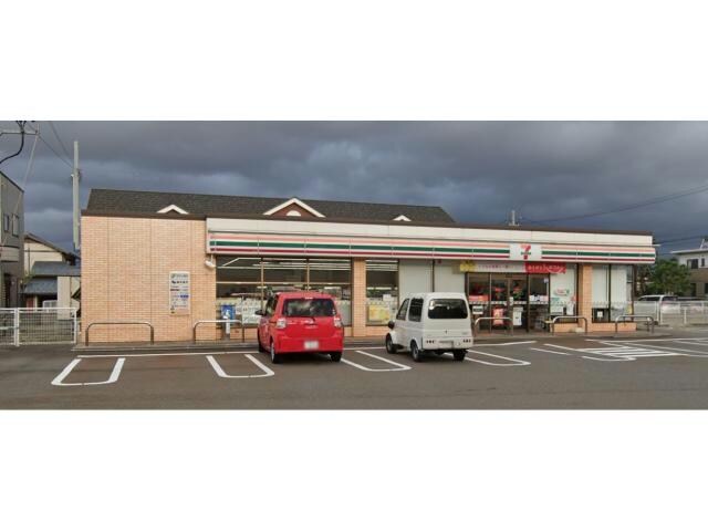 セブンイレブン福井灯明寺1丁目店(コンビニ)まで753m クリア灯明寺