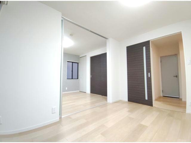  メゾン　ドゥ　ジュワ・エスト