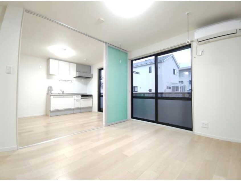  メゾン　ドゥ　ジュワ・エスト