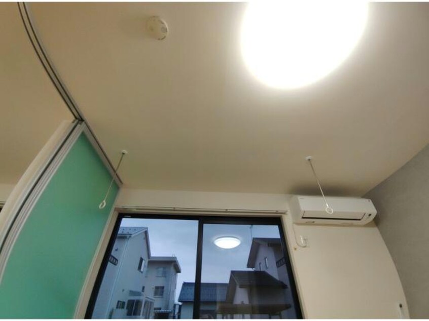 室内物干し メゾン　ドゥ　ジュワ・エスト