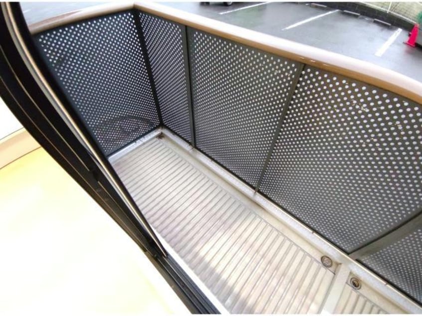  メゾン　ドゥ　ジュワ・エスト