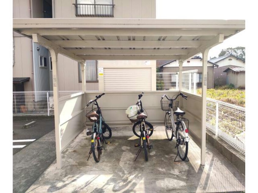  メゾン　カルム　Ⅱ