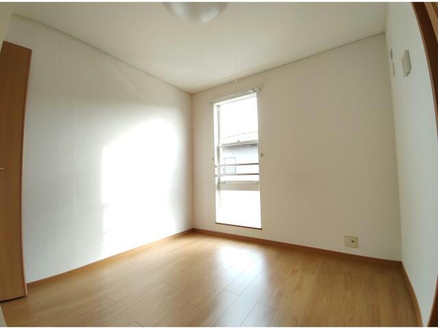  メゾン　カルム　Ⅱ