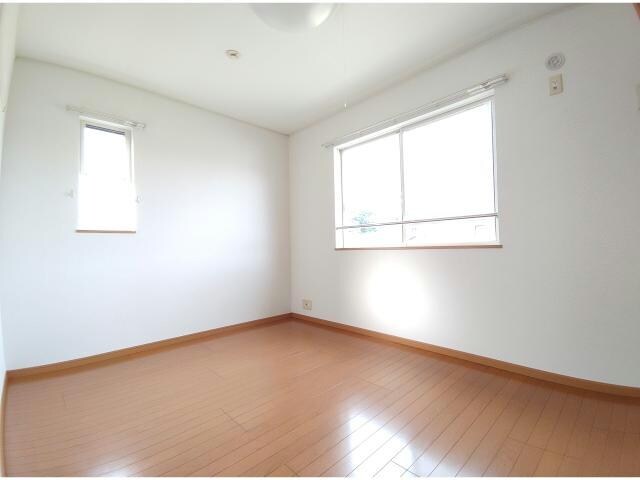  メゾン　カルム　Ⅱ