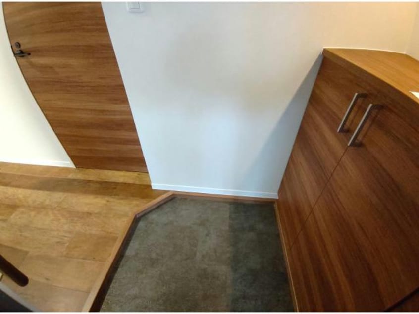  プレヴ・ナンス　ＡＢ