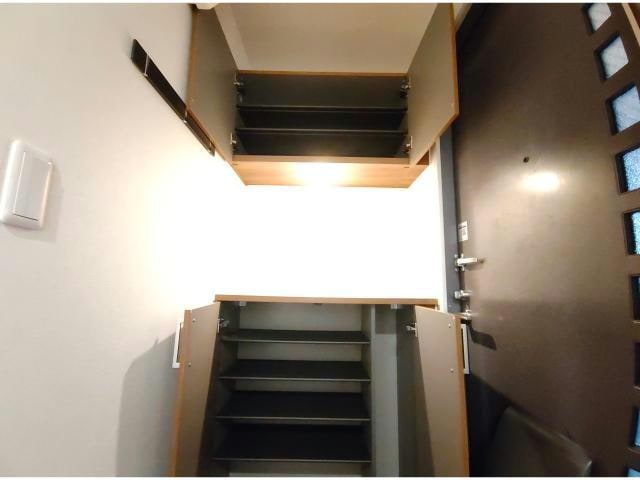  プレヴ・ナンス　ＡＢ