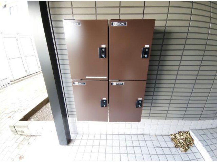 宅配ボックス プレヴ・ナンス　ＡＢ