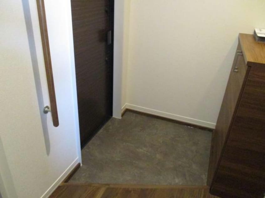  プロヌーブ舞屋