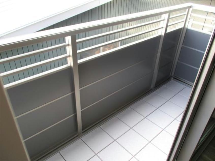  プロヌーブ舞屋