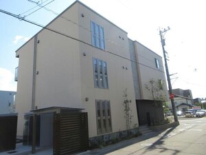 ソリューションズ　テン