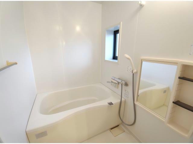  グランコート　B