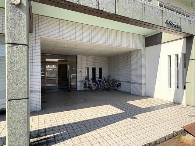 エントランス レジデンス西山