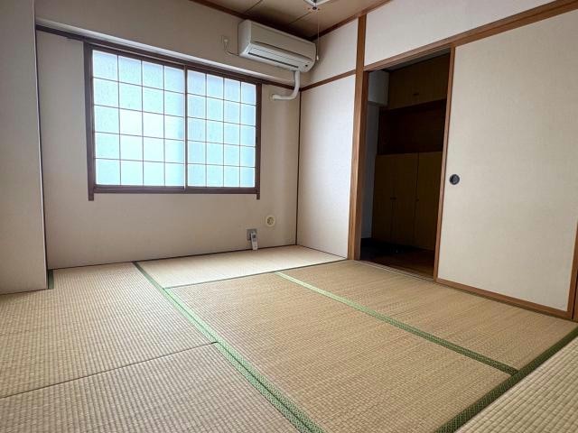 和室6帖 レジデンス西山