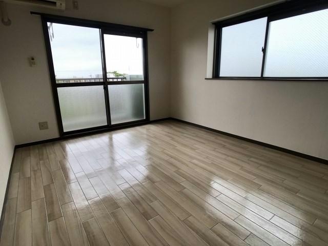  初生マンション