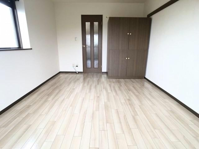  初生マンション