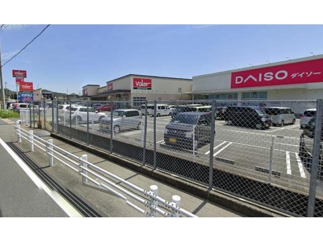 バロー引佐店(スーパー)まで889m アゼリアハイツ