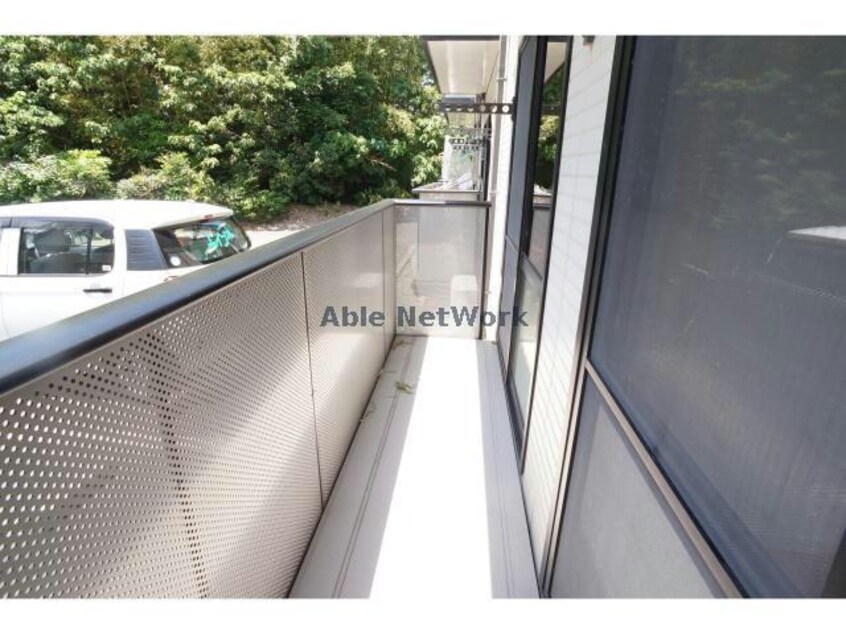  ルネ・フォルム